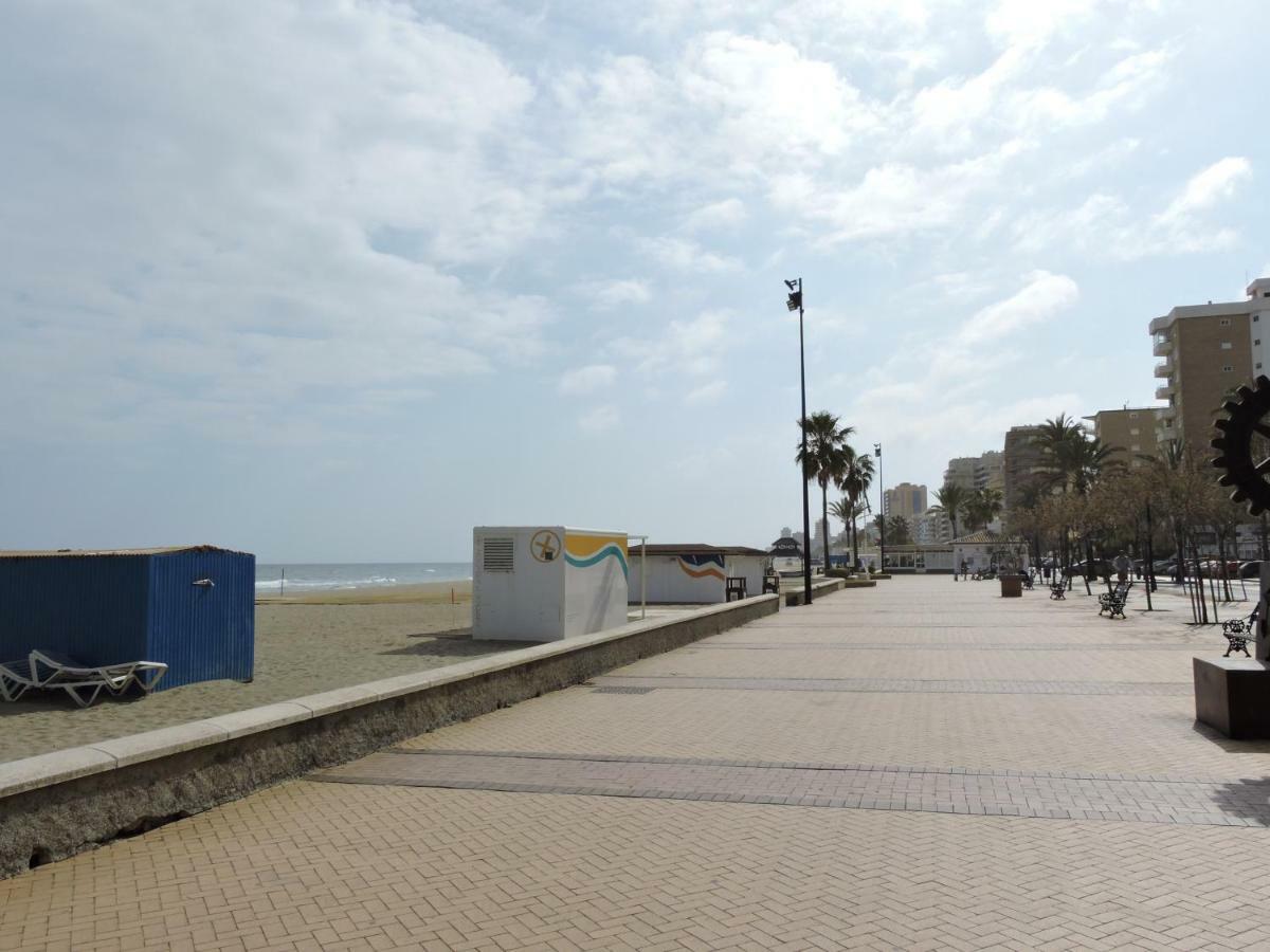 Palm Beach Apartment Fuengirola Bagian luar foto
