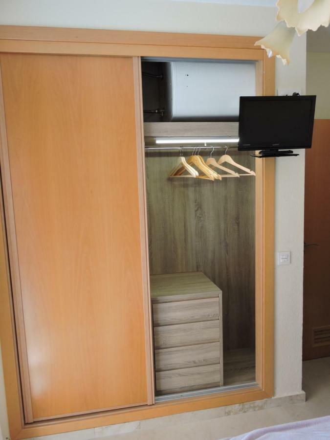 Palm Beach Apartment Fuengirola Bagian luar foto